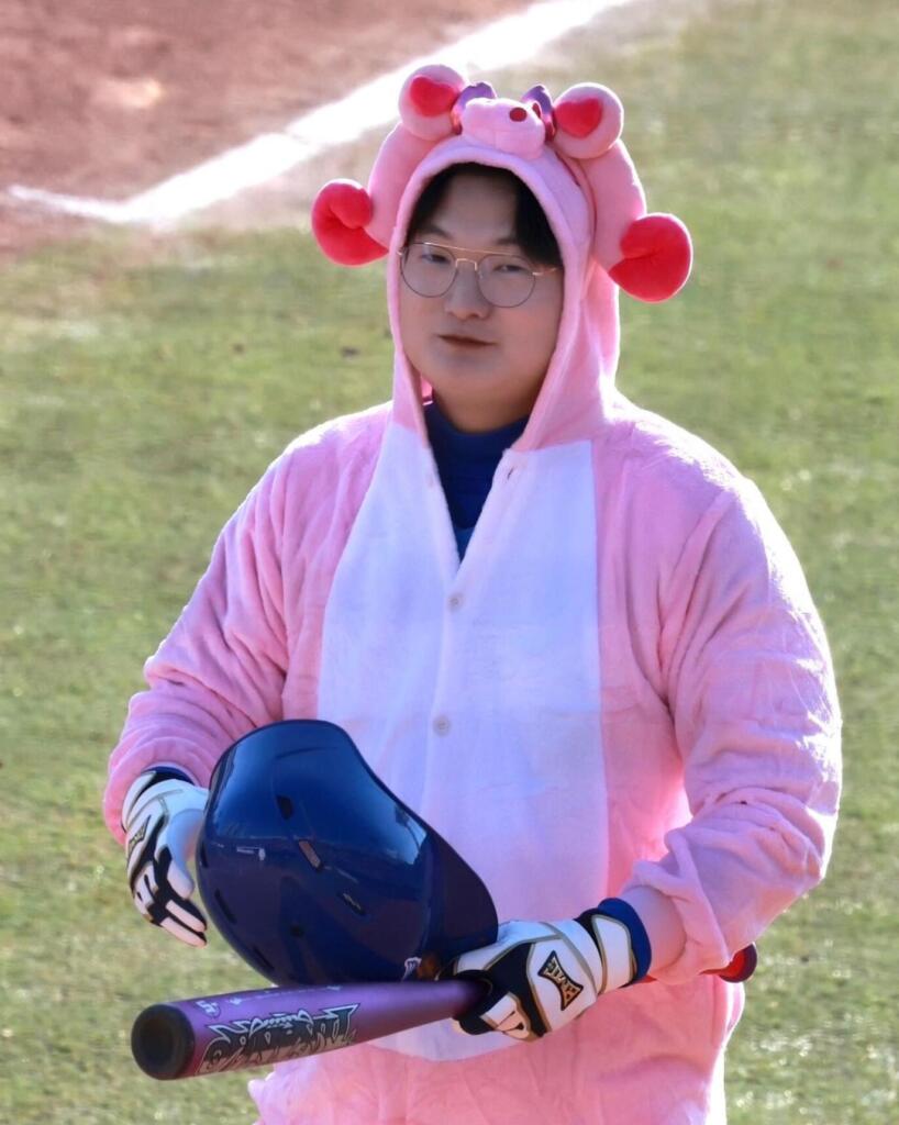 한화 김서현 야구선수 연봉, 통계, 투구폼, 학폭, 김경문, 최고구속, 짤 기록까지 분석